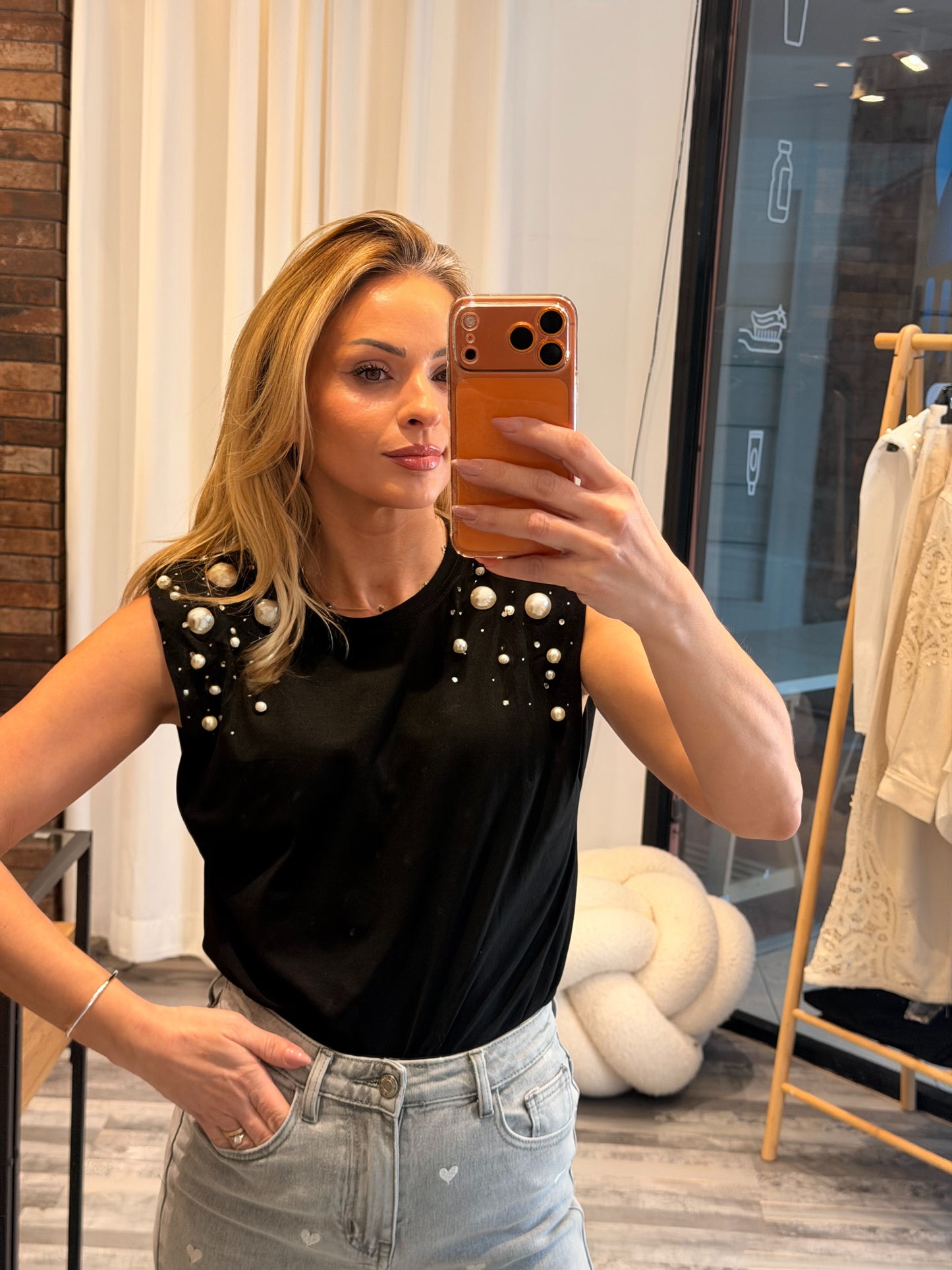 Τοπ με βάτες και πέρλες μαύρο