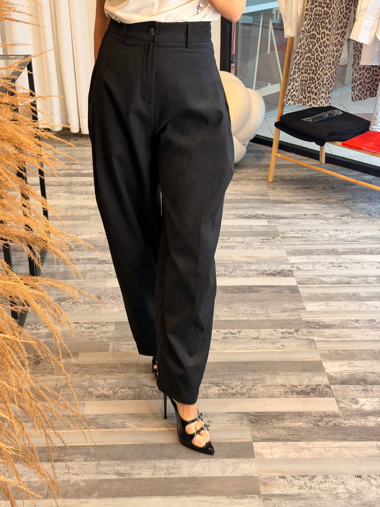 Ψηλομεσο barrel παντελόνι μαύρο