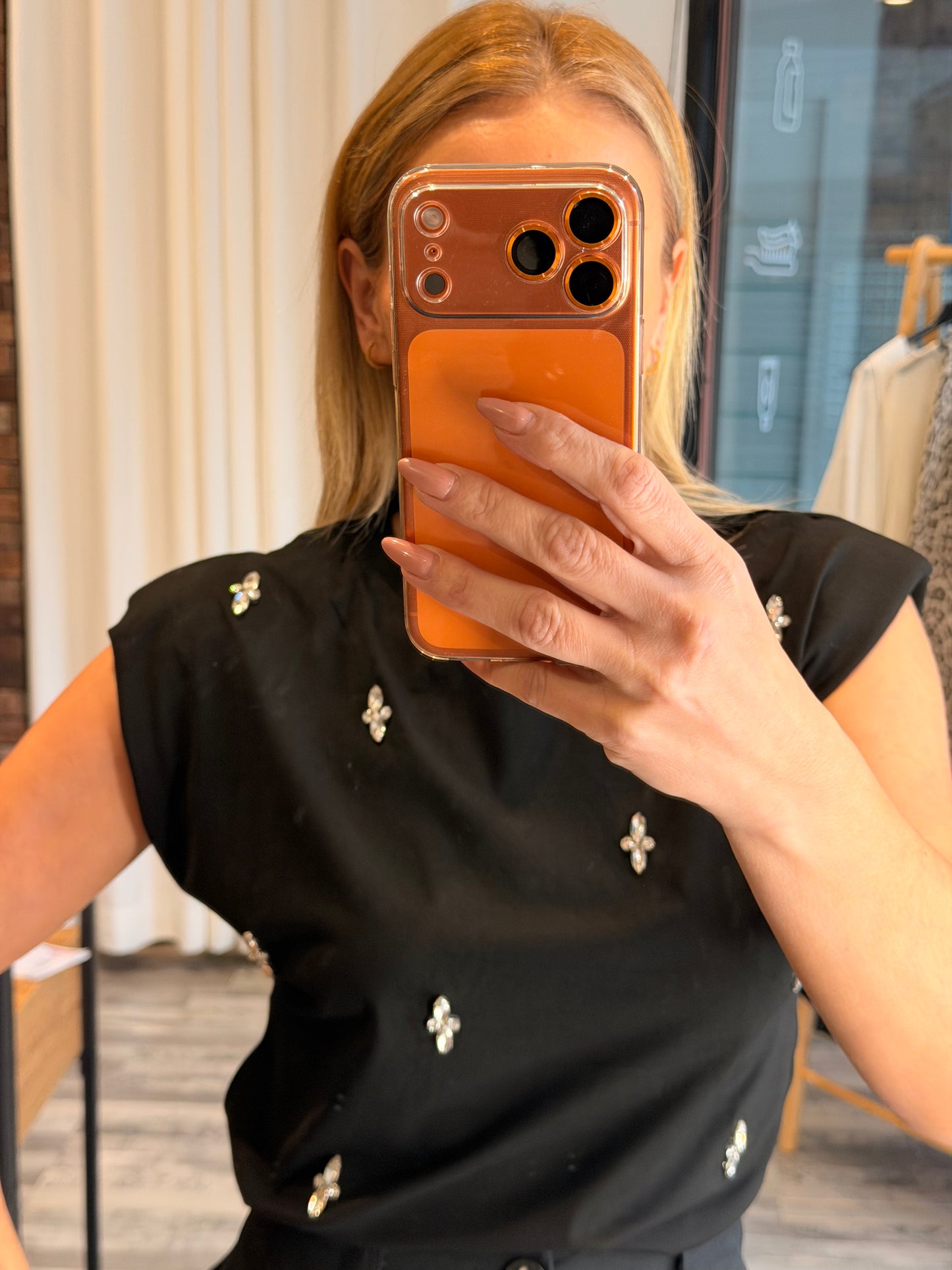 Βαμβακερή μπλούζα με βάτες και πέτρες  μαύρη