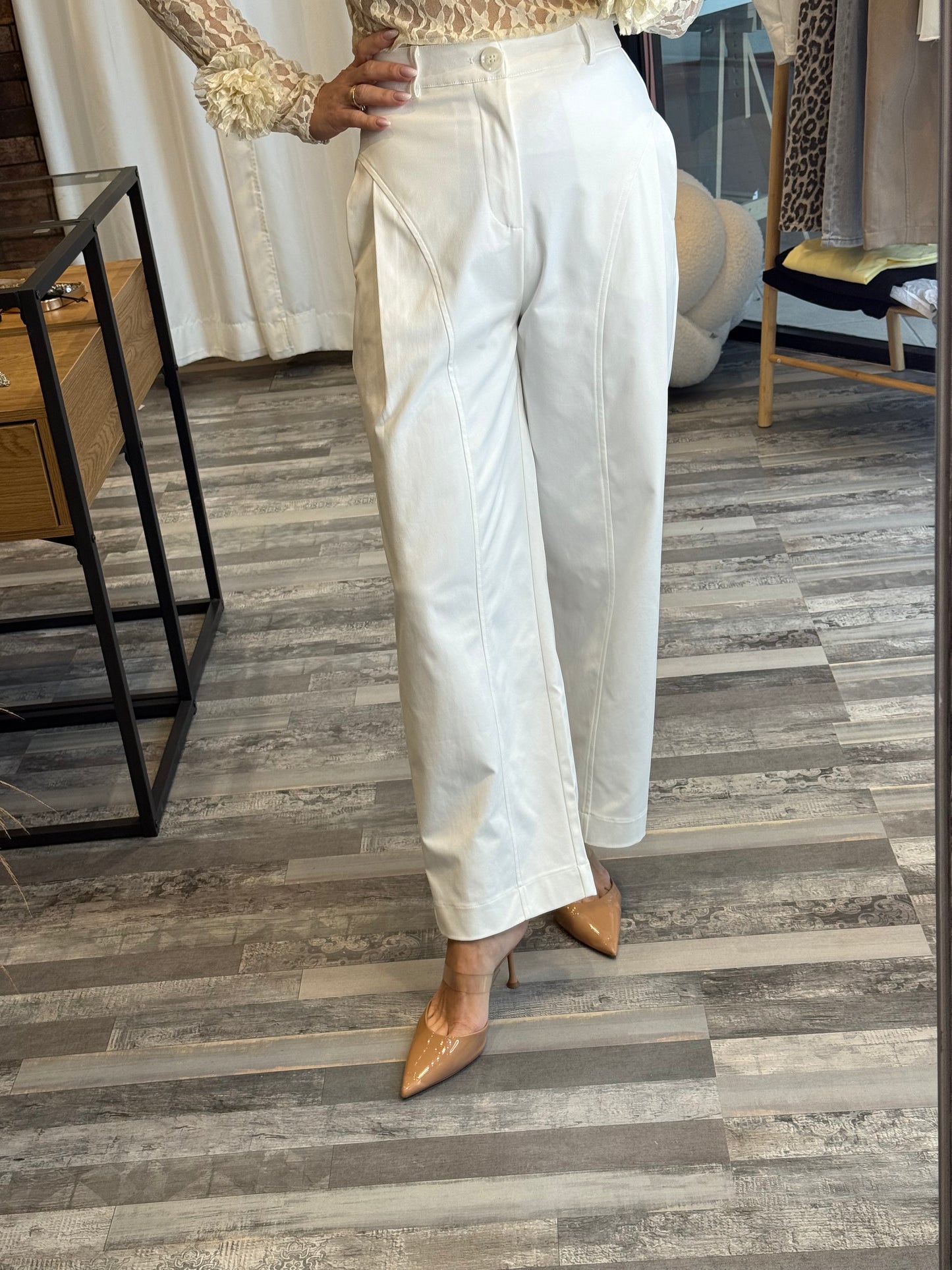 Παντελόνι υφασμάτινο λευκό