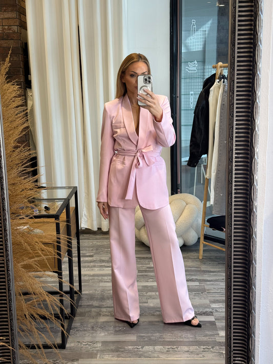 Κοστούμι μεσάτο ροζ