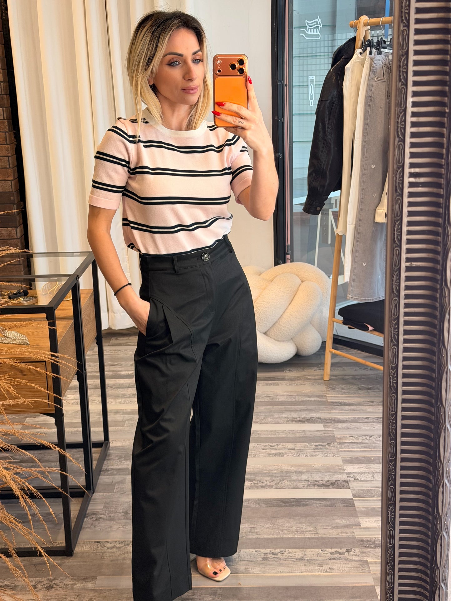 Υφασμάτινο παντελόνι μαύρο