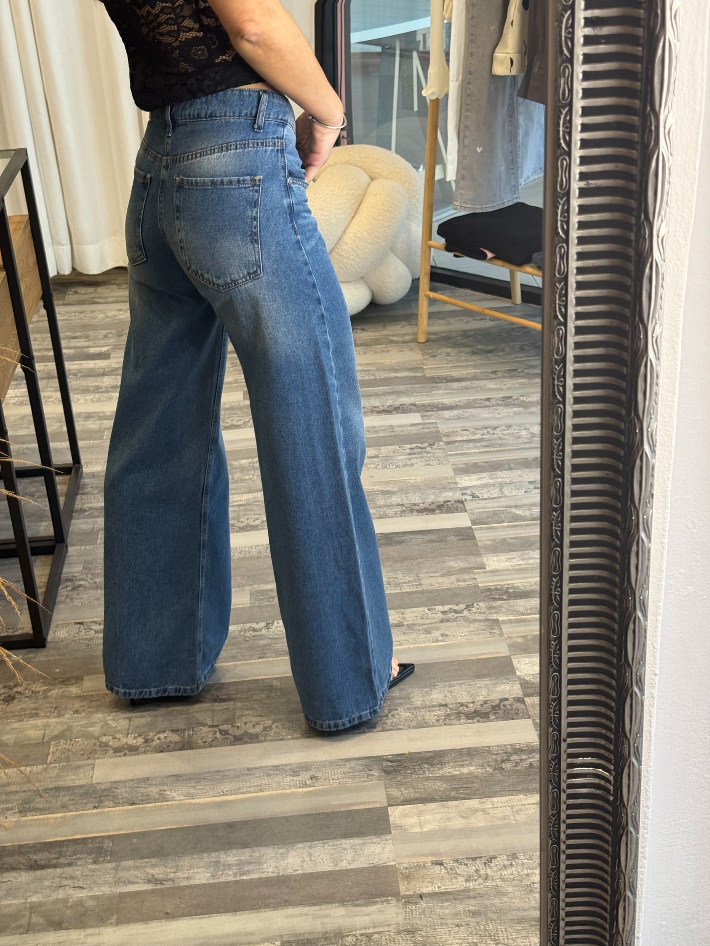 Τζιν με μεσαία μέση