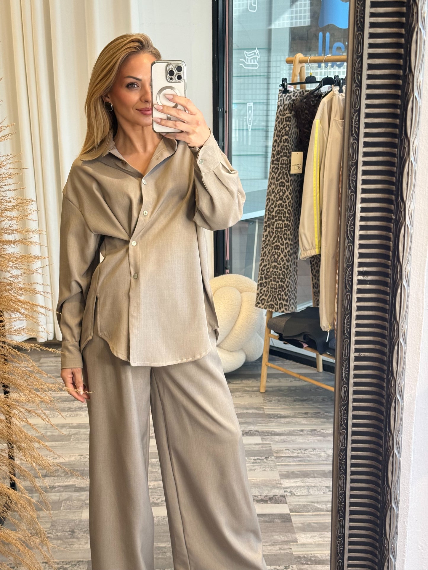 Σετ που φοριέται με δύο τρόπους