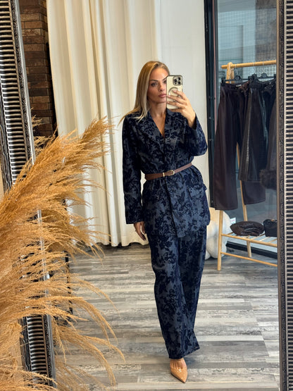 Denim κοστούμι με βελούδινα λουλούδια