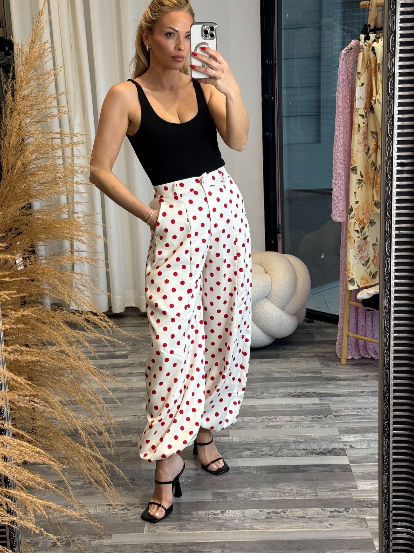 Polka dot παντελόνι