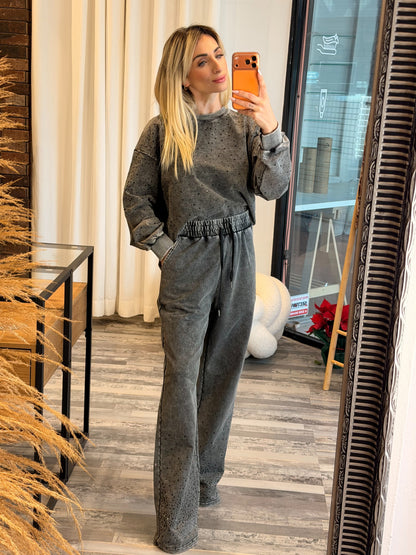 Σετ φόρμες με πέτρες