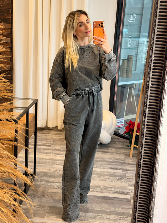 Σετ φόρμες με πέτρες