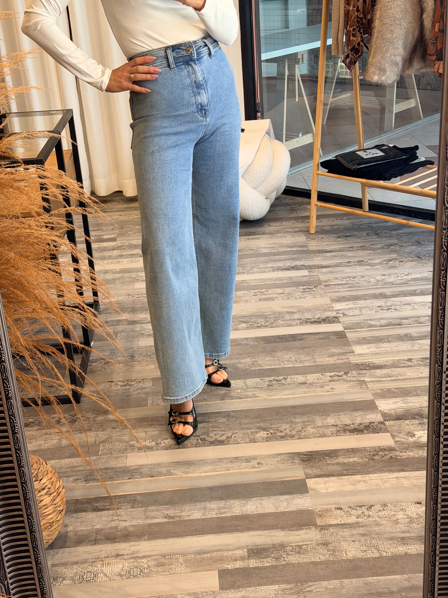 Τζιν ανοιχτόχρωμο ψηλομεσο