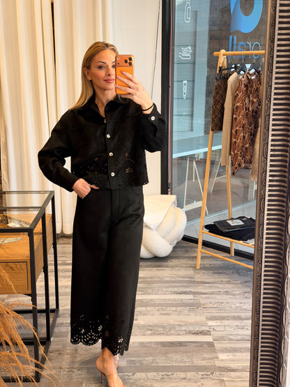 Σετ με διάτρητο σχέδιο μαύρο