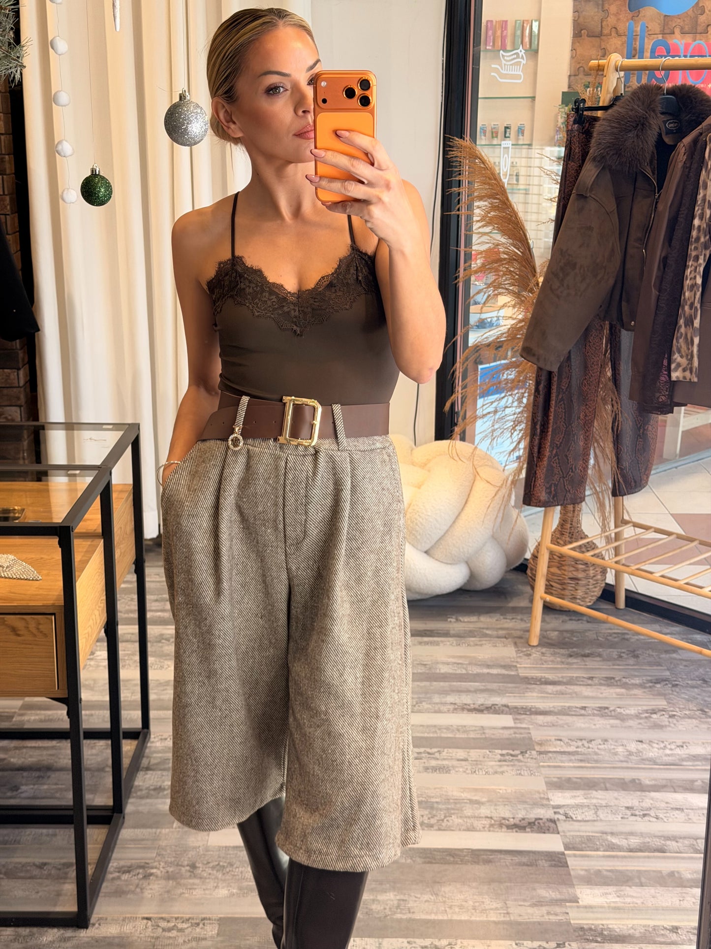 Κοστούμι με Βερμούδα