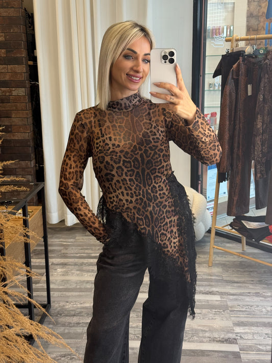 Ασύμμετρη Animal Print Μπλούζα με Δαντέλα