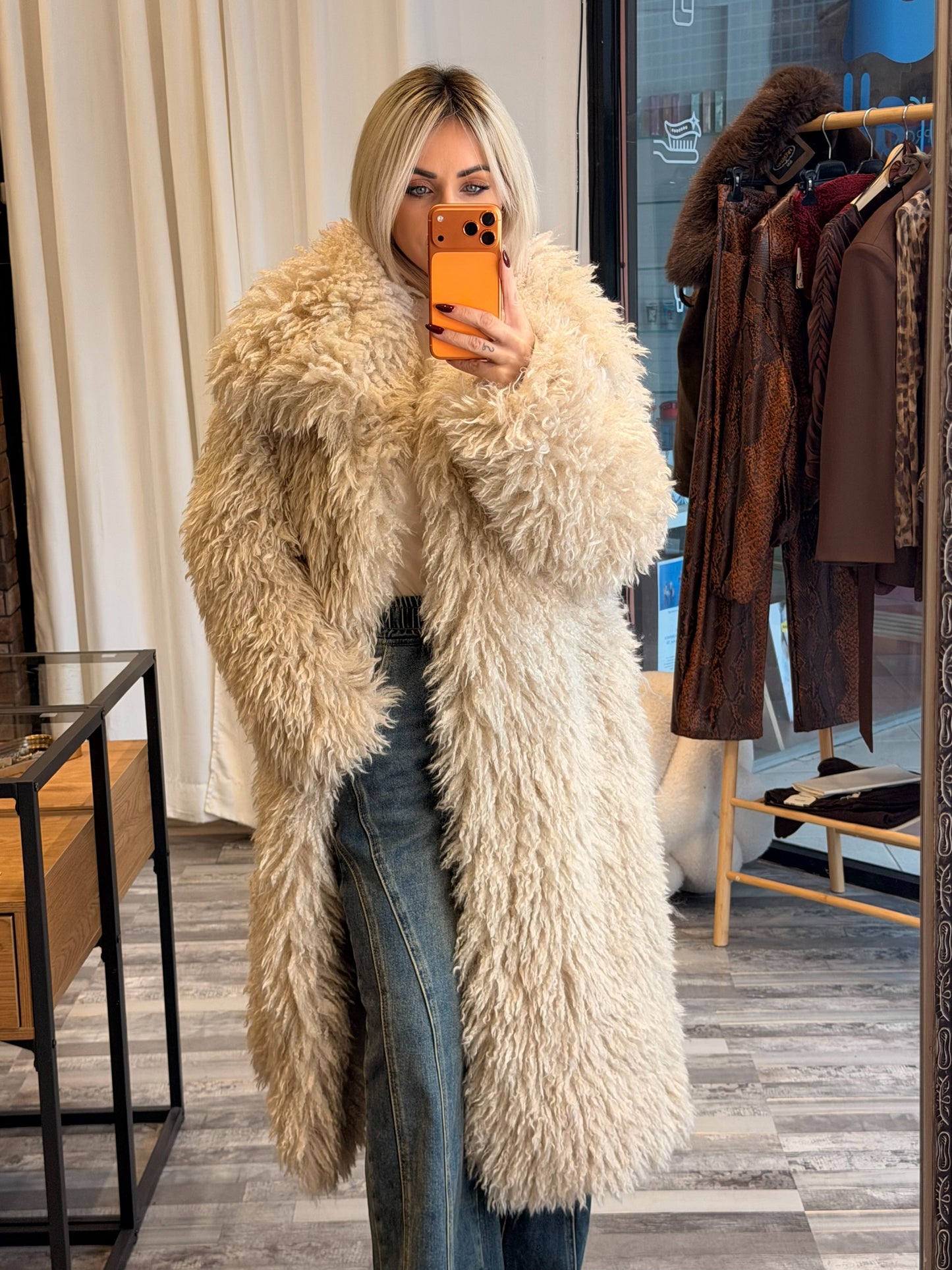 Οικολογική Γούνα με Πλούσια Υφή