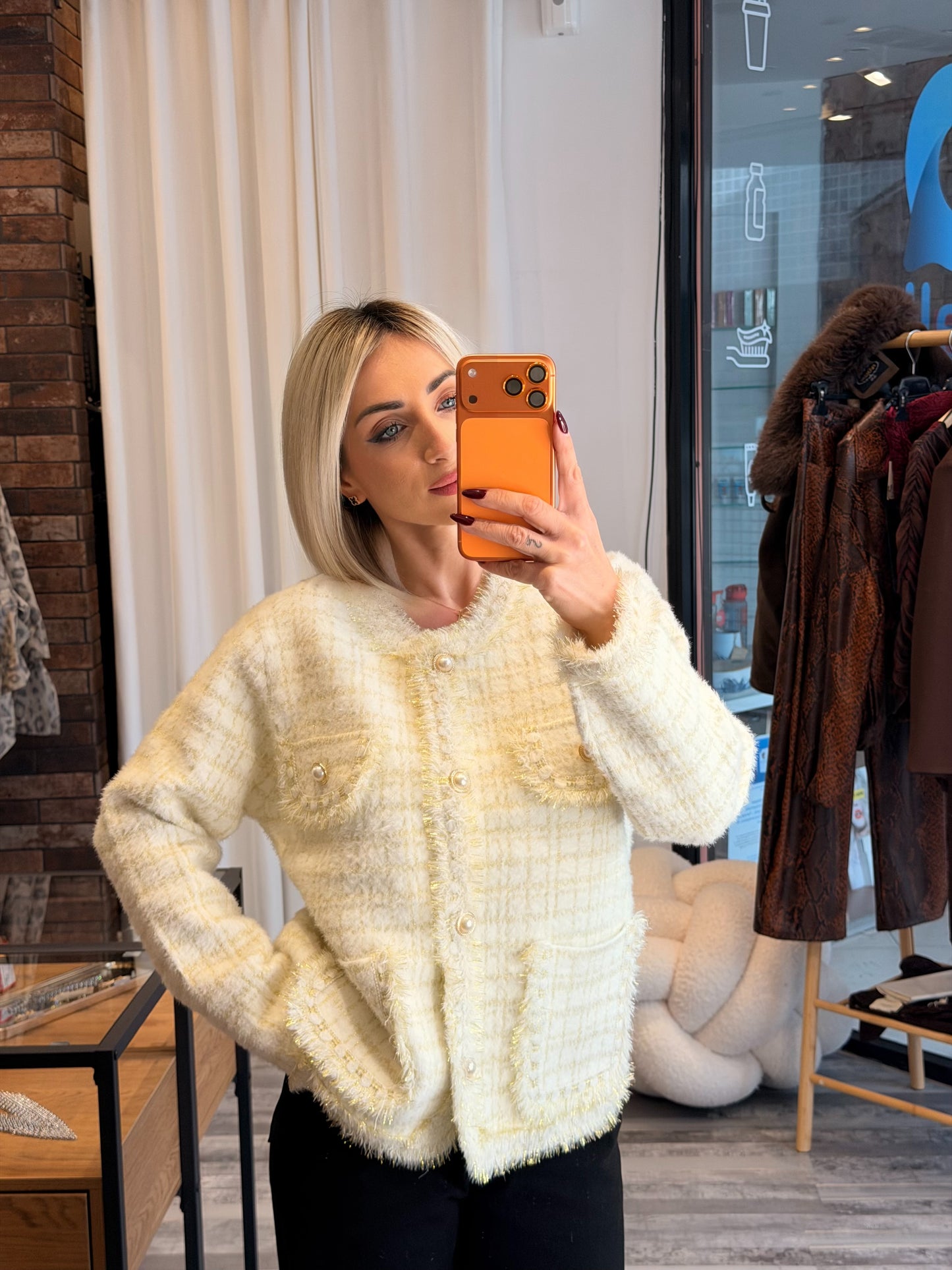 Ζακέτα Tweed με Χρυσή Κλωστή