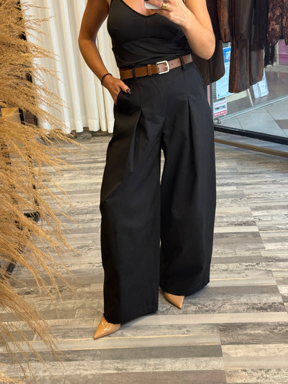 Παντελόνι με Πιέτες και Ταμπά Ζώνη