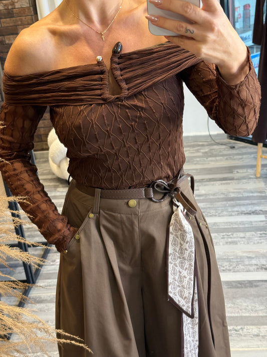 Δαντελένια Μπλούζα με Ακάλυπτους Ώμους