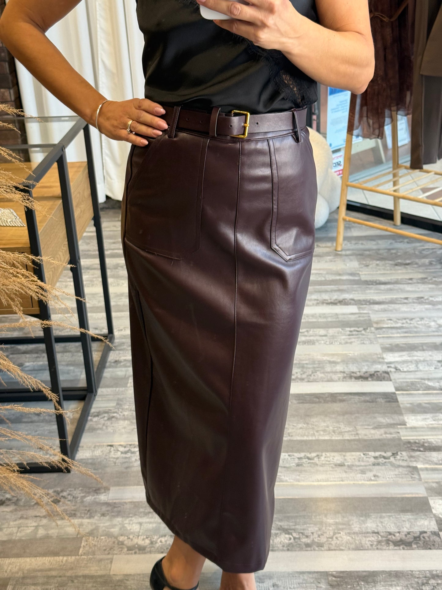 Midi Φούστα από Eco-Leather