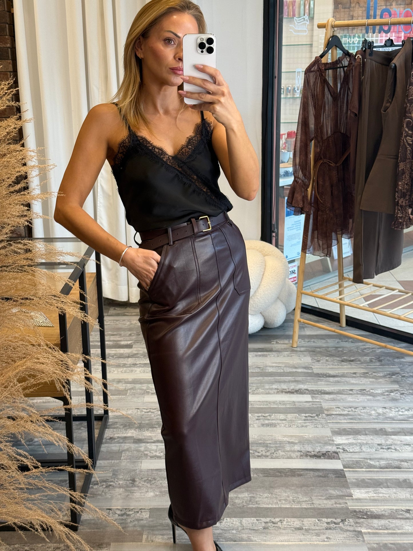 Midi Φούστα από Eco-Leather