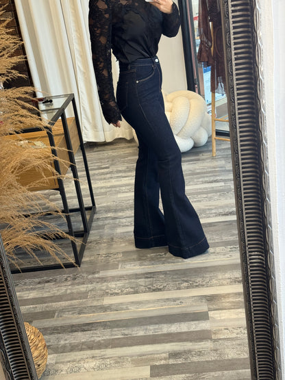 Βαμβακερό Τζιν σε Γραμμή Καμπάνα