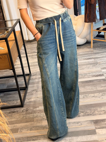 Τζιν σε Φαρδιά Γραμμή με Ρυθμιζόμενη Μέση