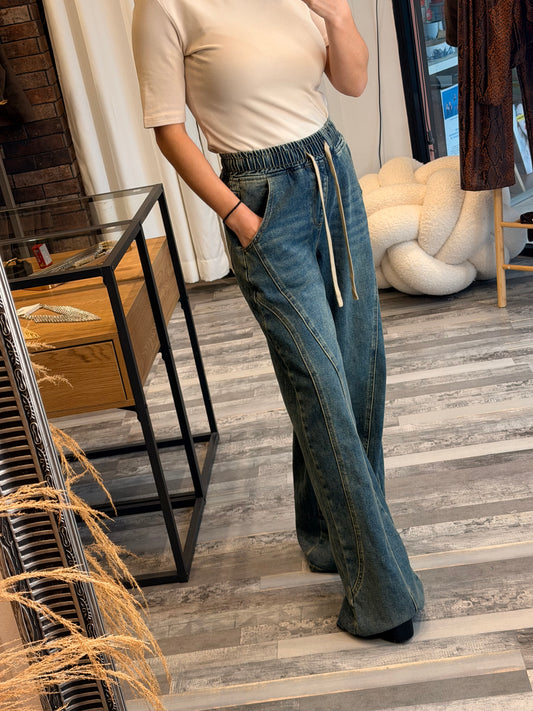 Τζιν σε Φαρδιά Γραμμή με Ρυθμιζόμενη Μέση